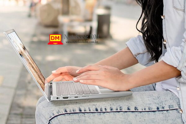 Notebook Ultraportátil Dell Inspiron i13-7391 é bom para trabalhar em qualquer Lugar.