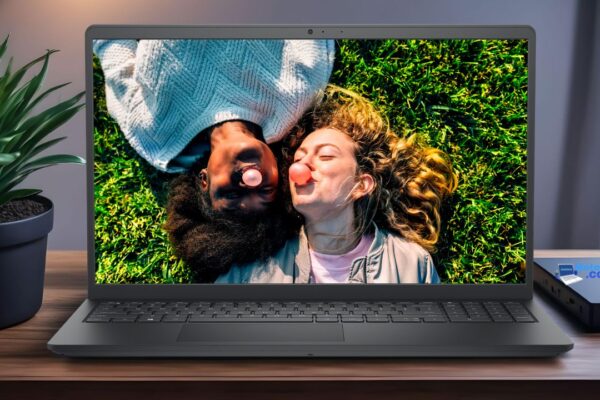 Dell Inspiron I15-I120K 12ª Core i3 8 GB 256 GB 15.6" Full HD