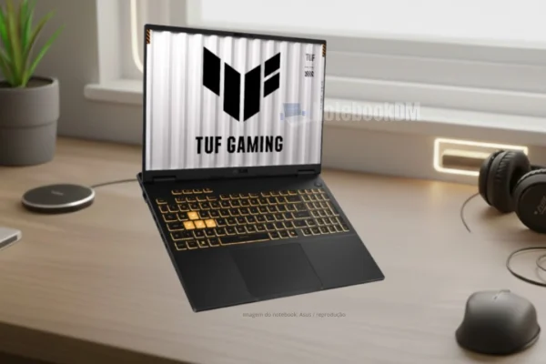 Notebook ASUS TUF Gaming F16 RV122W com Intel i5 14450HX e RTX 5050 GDDR7 aberto exibindo tela de 16 polegadas 165Hz
