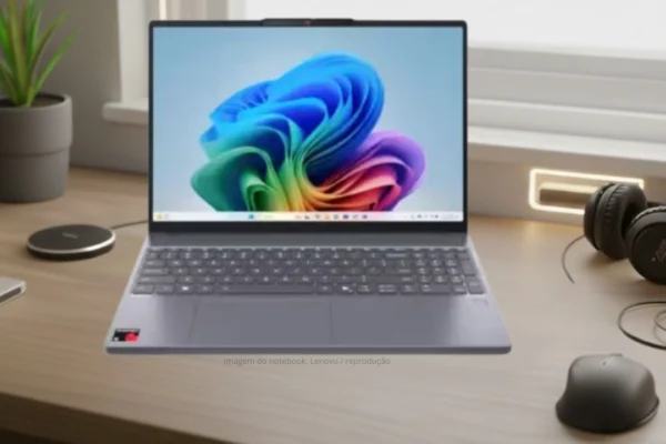 Notebook Lenovo IdeaPad Slim 3 83TW0000BO com Snapdragon X